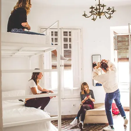 Bed And Be Auberge de jeunesse *